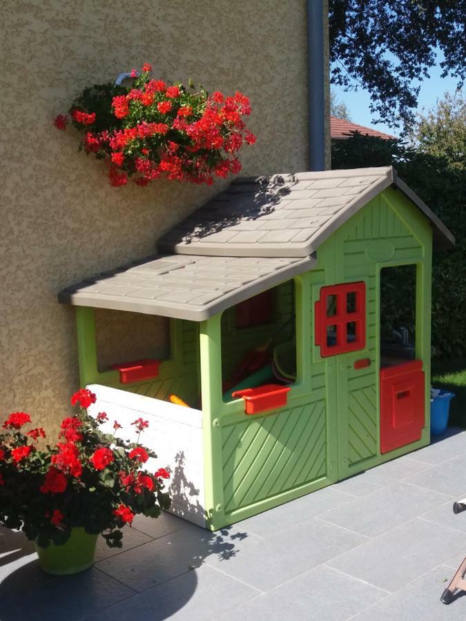 Ma Maison Fleurie Proche Aeroport Lyon St Exupery, Ldlc Arena, Groupama Stadium,Eurexpo Janneyrias Buitenkant foto
